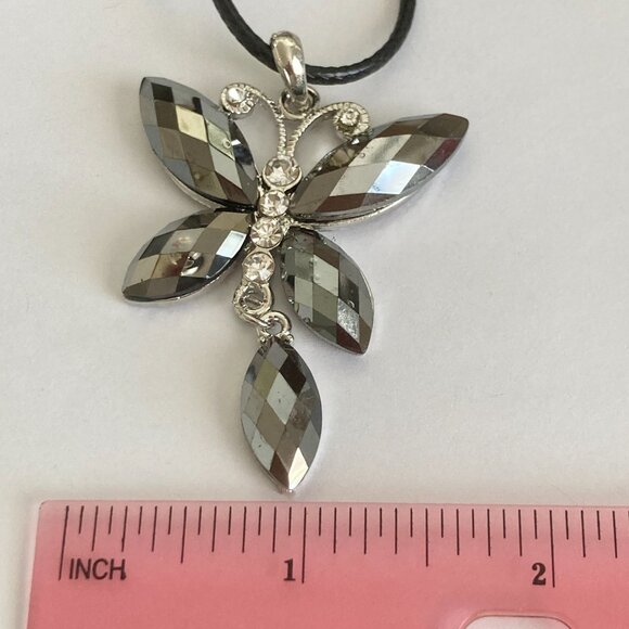Vintage Black Acrylic Butterfly Necklace Pendant Silver Plated Jeweled Cut 18" - Picture 6 of 7